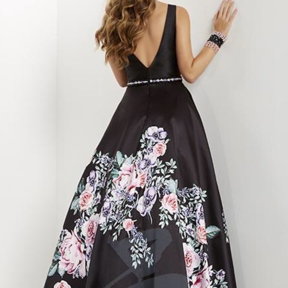 Prom Dress - Picture 2 of 2